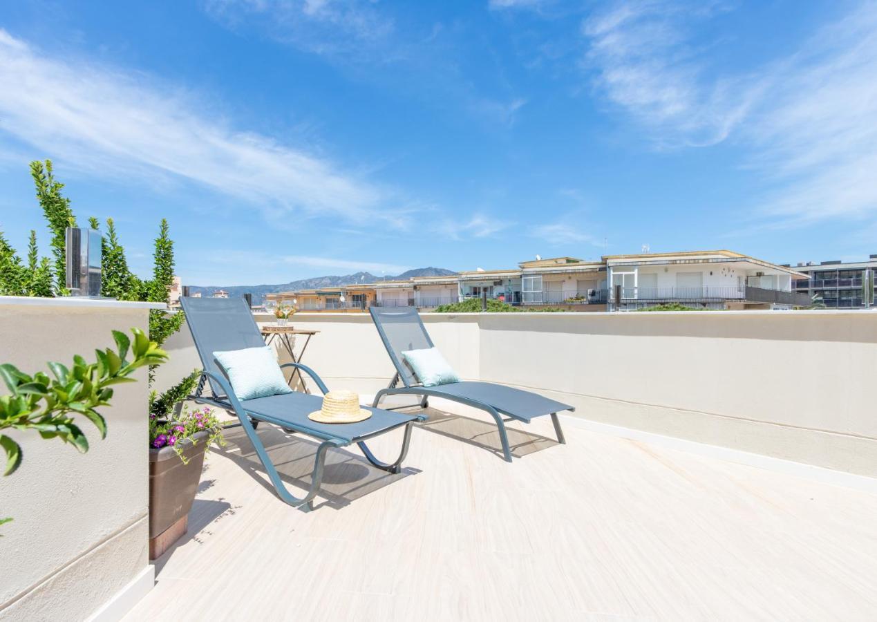 M A R I V E N T Suite With Bathroom And Terrace 50 M2 Roses Exterior foto