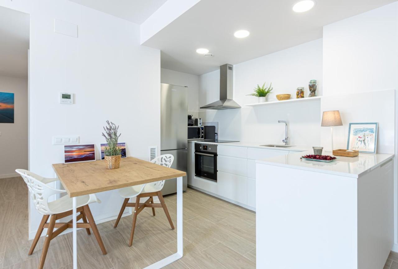 M A R I V E N T Suite With Bathroom And Terrace 50 M2 Roses Exterior foto